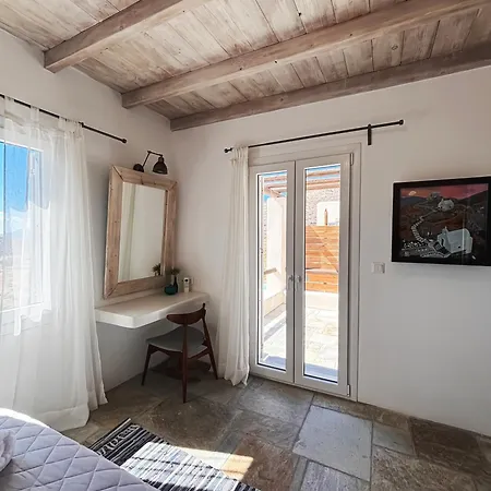 Elysian Feriehus Chora